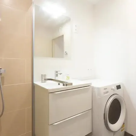 Magnifique 2 Pieces - Plein Centre - Tram 1 Min Apartment Montpellier Exterior photo