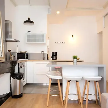 Magnifique 2 Pieces - Plein Centre - Tram 1 Min Apartment Montpellier Exterior photo