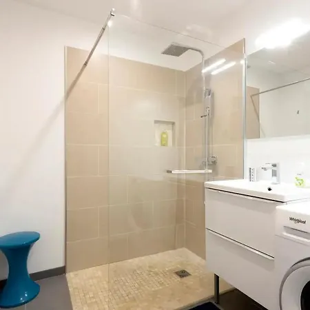 Magnifique 2 Pieces - Plein Centre - Tram 1 Min Apartment Montpellier Exterior photo